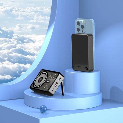 mag safe power banks corporate gifts