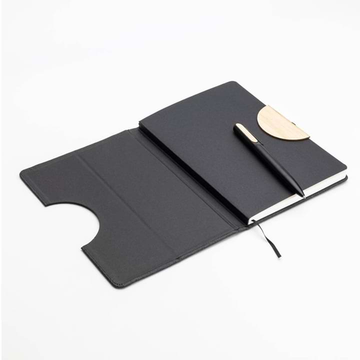 Trendy Business Gifting Ideas In Dubai